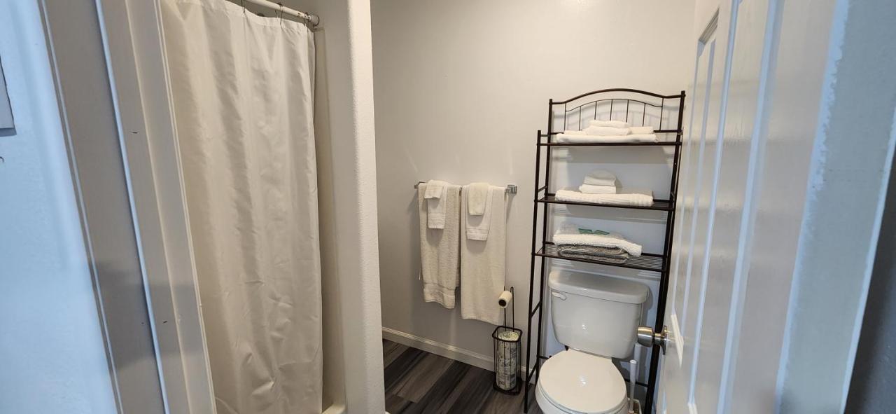 #1 New! Couples Getaway Self Checkin Studio Apt Keaau Esterno foto